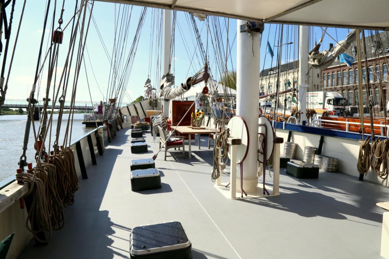 B&B Sailing Ship Summertime Кампен Екстер'єр фото